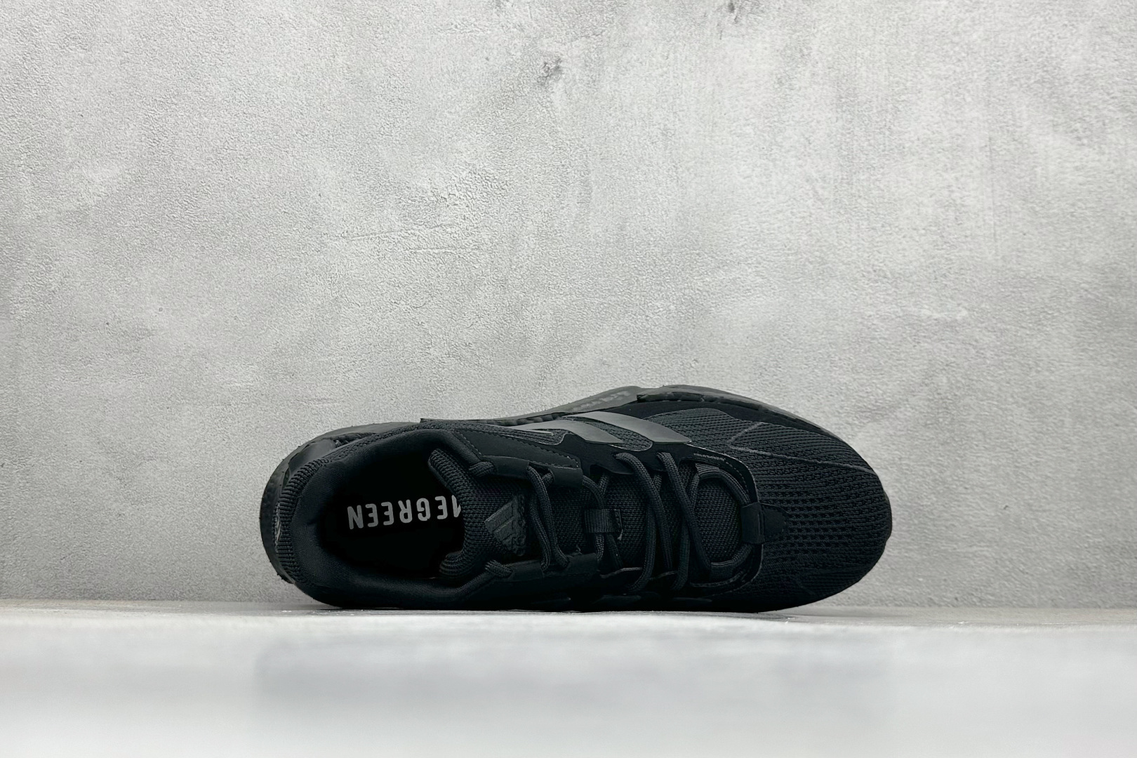 190 AD Boo X9000L4 系列复古爆米花跑鞋 #整体造型极具速度感 S23667