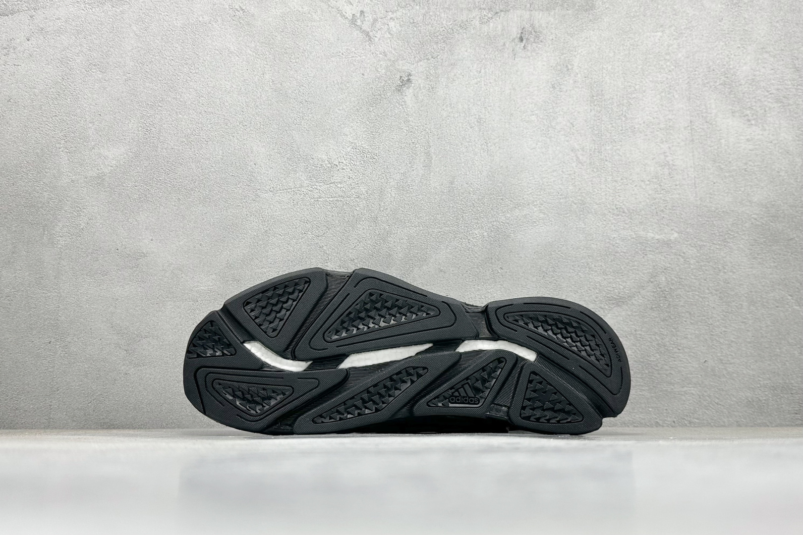 190 AD Boo X9000L4 系列复古爆米花跑鞋 #整体造型极具速度感 S23667