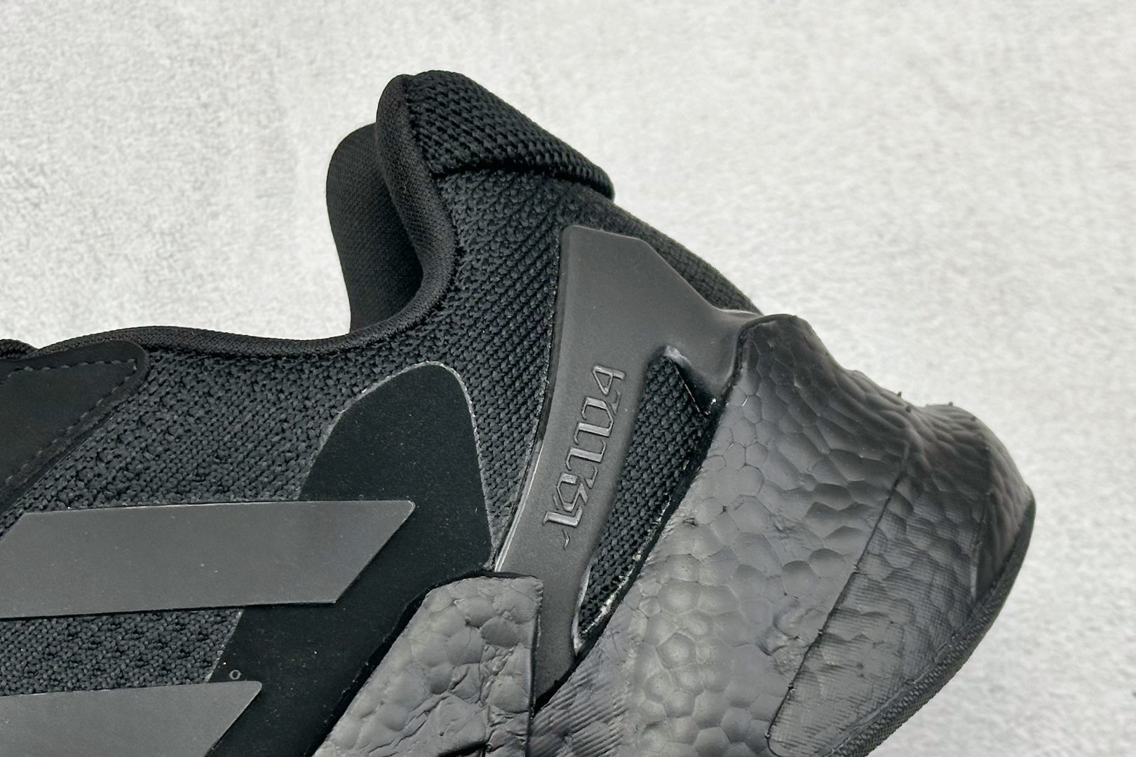 190 AD Boo X9000L4 系列复古爆米花跑鞋 #整体造型极具速度感 S23667