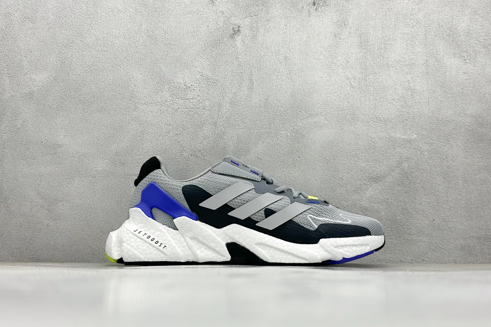 190 AD Boo X9000L4 系列复古爆米花跑鞋 #整体造型极具速度感 S23683