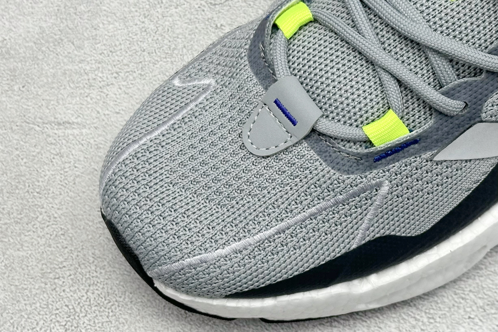 190 AD Boo X9000L4 系列复古爆米花跑鞋 #整体造型极具速度感 S23683