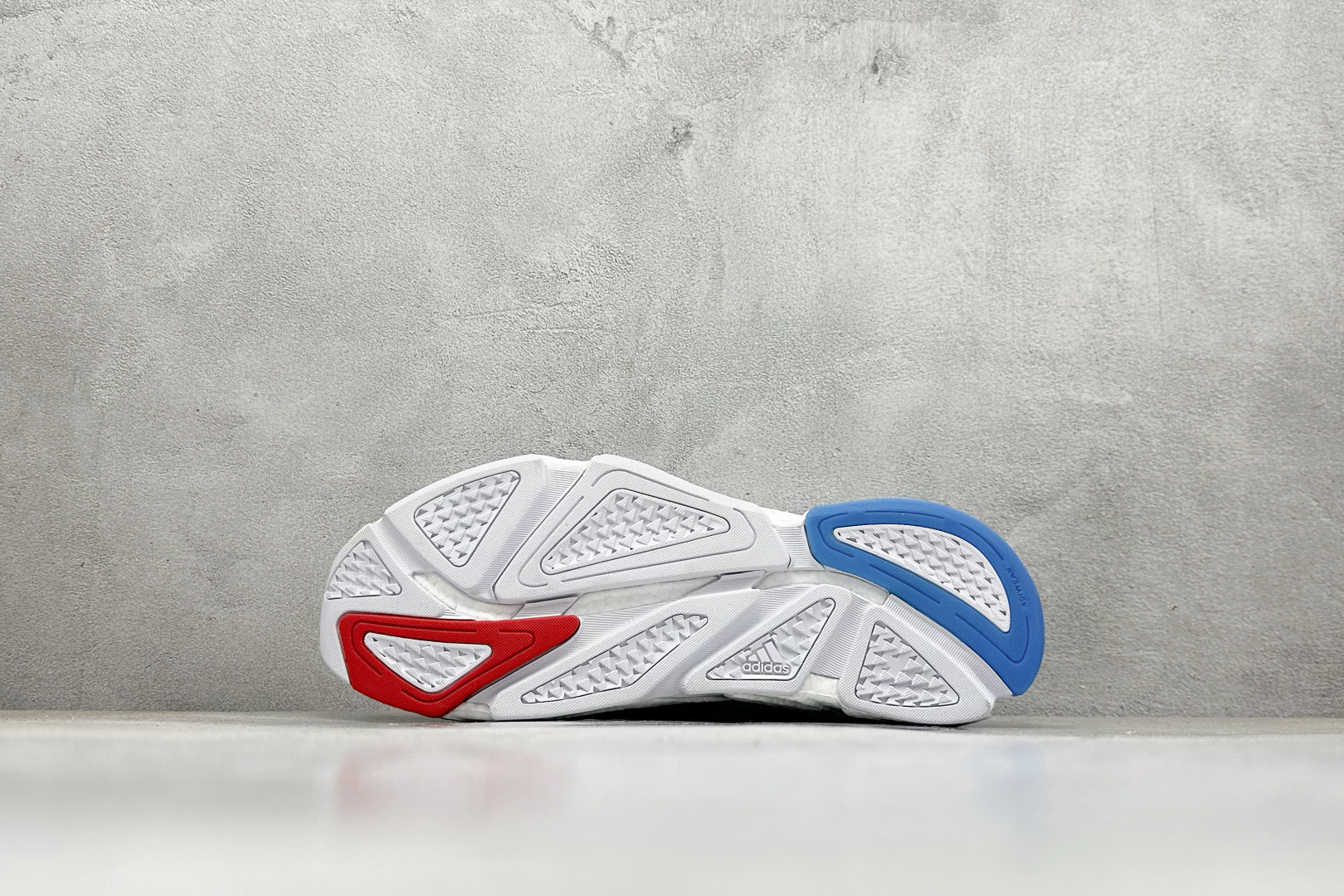 190 AD Boo X9000L4 系列复古爆米花跑鞋 #整体造型极具速度感 GY1333