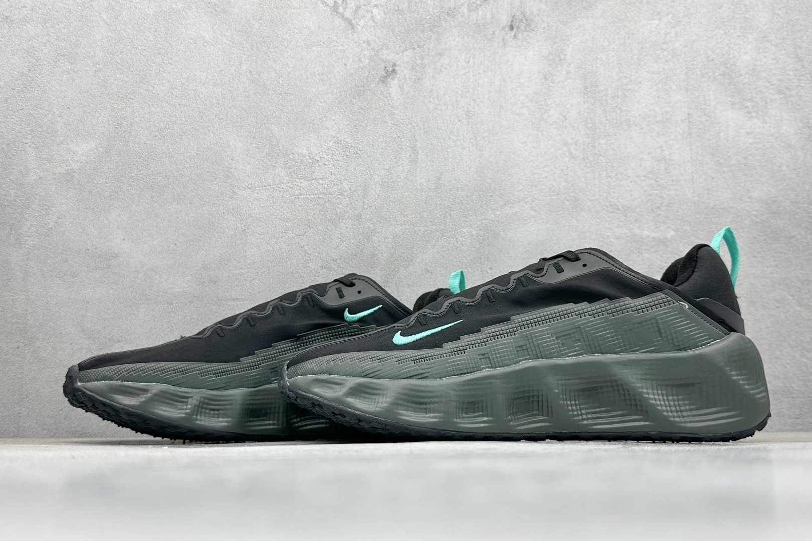 HYEIN SEO x Nike Ava Rover Ava Rover 联名鞋 DX4215-006