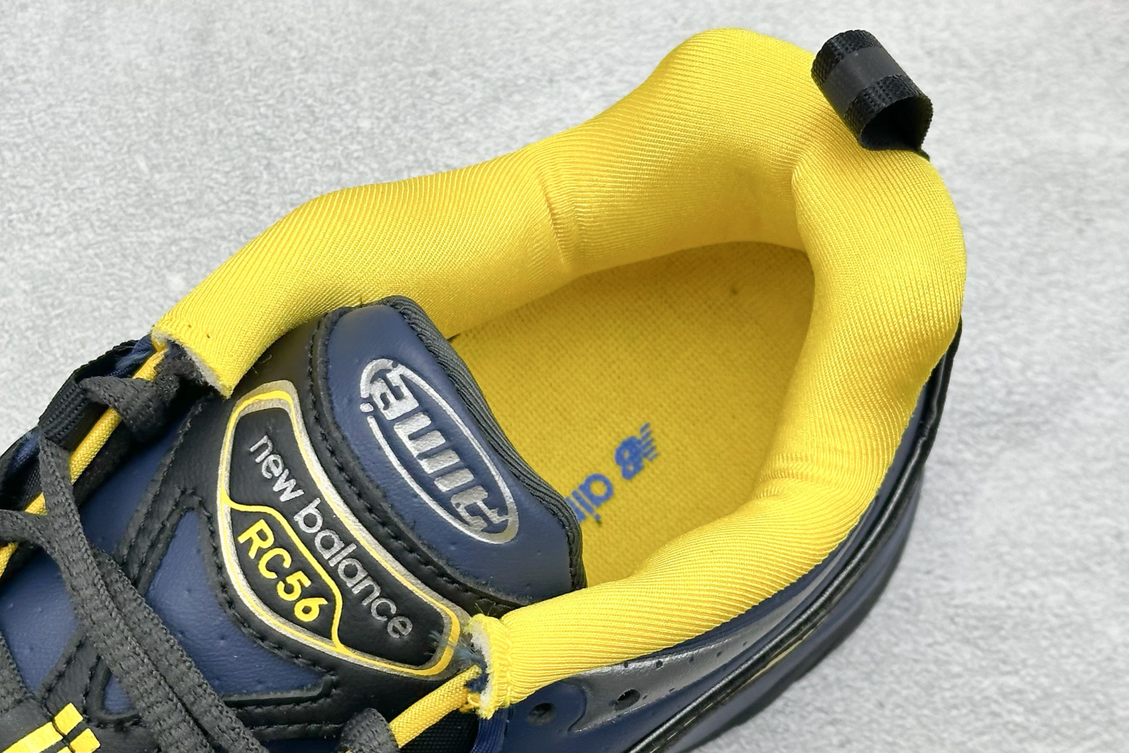 190 RA版ALDxNew Balance RC56 新百伦 NB 舒适耐磨 低帮 休闲跑步鞋 URC56AD1-Chinese UA Cheap High Quatity Brand Clothes Bags handbags Sneakers wholesale wholesaler seller from China Factory suppliers Fashion Clothing Shoes best Quality Beautiful Price 190 RA版ALDxNew Balance RC56 新百伦 NB 舒适耐磨 低帮 休闲跑步鞋 URC56AD1