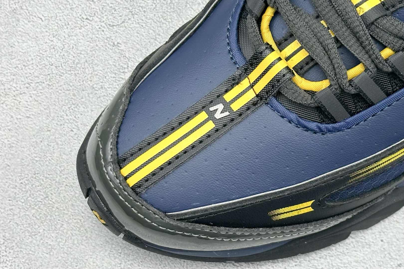 190 RA版ALDxNew Balance RC56 新百伦 NB 舒适耐磨 低帮 休闲跑步鞋 URC56AD1-Chinese UA Cheap High Quatity Brand Clothes Bags handbags Sneakers wholesale wholesaler seller from China Factory suppliers Fashion Clothing Shoes best Quality Beautiful Price 190 RA版ALDxNew Balance RC56 新百伦 NB 舒适耐磨 低帮 休闲跑步鞋 URC56AD1