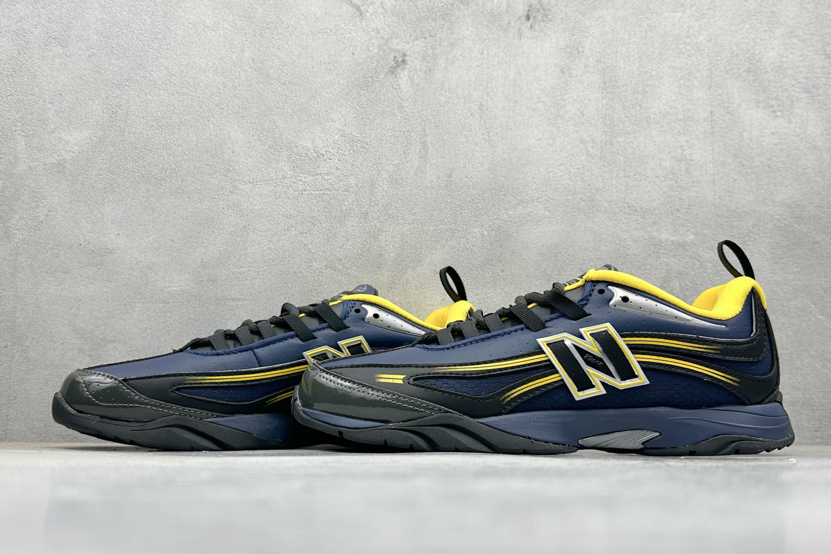 190 RA版ALDxNew Balance RC56 新百伦 NB 舒适耐磨 低帮 休闲跑步鞋 URC56AD1-Chinese UA Cheap High Quatity Brand Clothes Bags handbags Sneakers wholesale wholesaler seller from China Factory suppliers Fashion Clothing Shoes best Quality Beautiful Price 190 RA版ALDxNew Balance RC56 新百伦 NB 舒适耐磨 低帮 休闲跑步鞋 URC56AD1