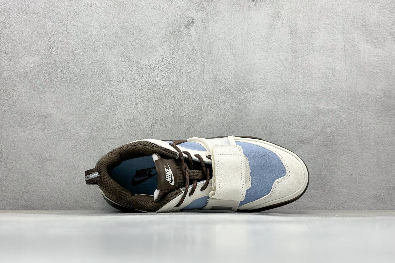 290 YH版 Travis Scott x Nk Shark-A-Don ”Sail” 联名款 潮流低帮生活休闲鞋 HQ3072-400