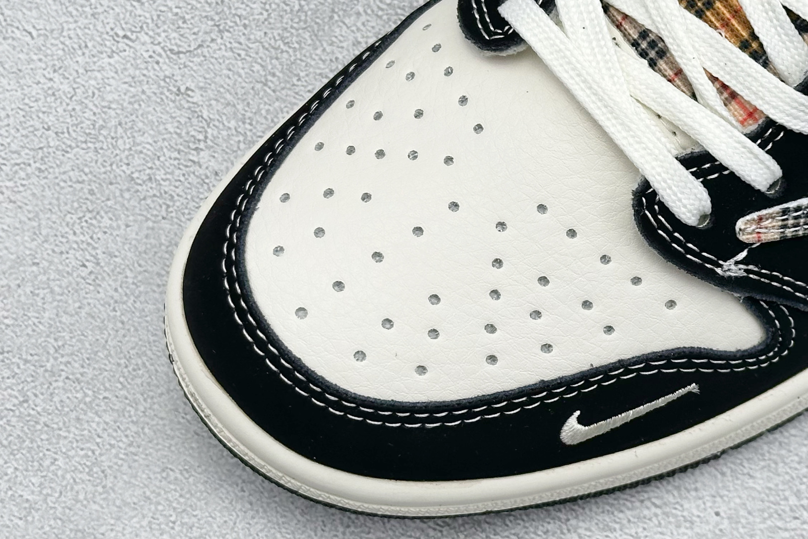 XC版Travis Scott x Fragment Design x Air Jordan 1 Low SP AJ1 乔1 联名款 低帮文化休闲板鞋 XS2025-048