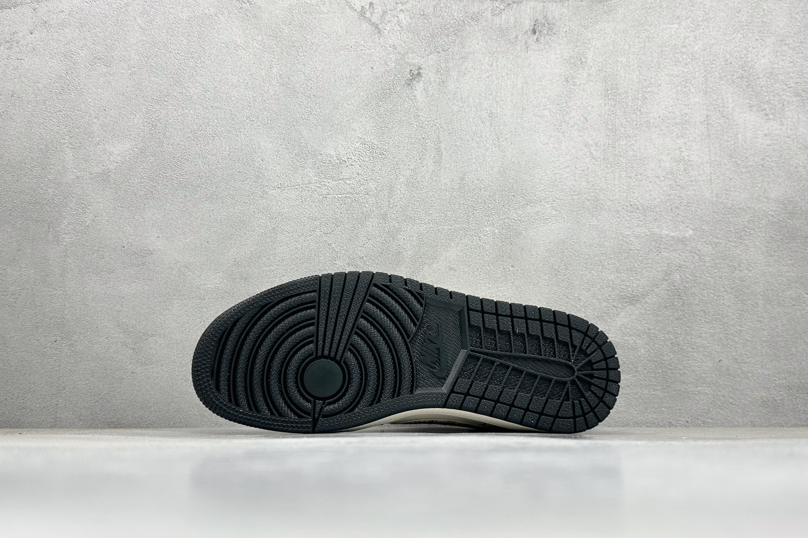 XC版Travis Scott x Fragment Design x Air Jordan 1 Low SP AJ1 乔1 联名款 低帮文化休闲板鞋 XS2025-048