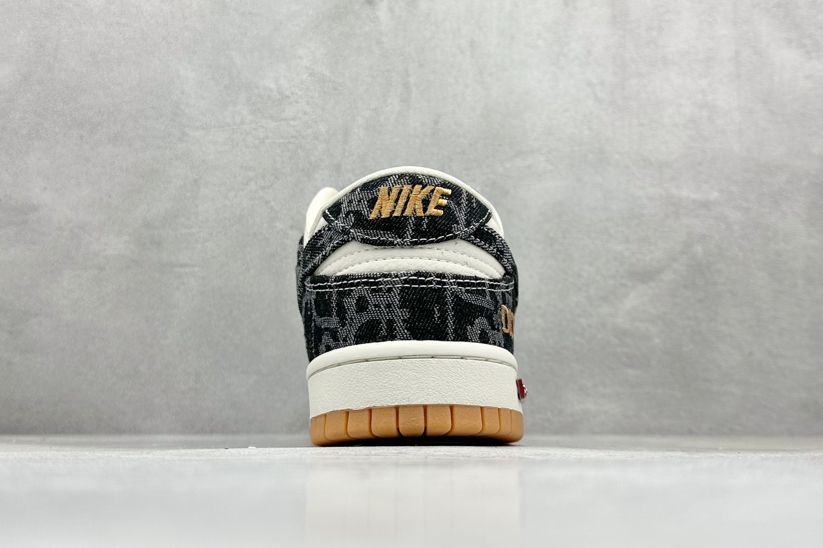 SC版Nike SB Dunk Low 迪奥联名 墨纹牛仔 高端定制 低帮休闲板鞋 SD6688-001