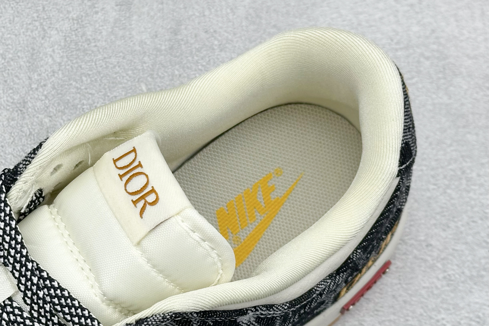 SC版Nike SB Dunk Low 迪奥联名 墨纹牛仔 高端定制 低帮休闲板鞋 SD6688-001