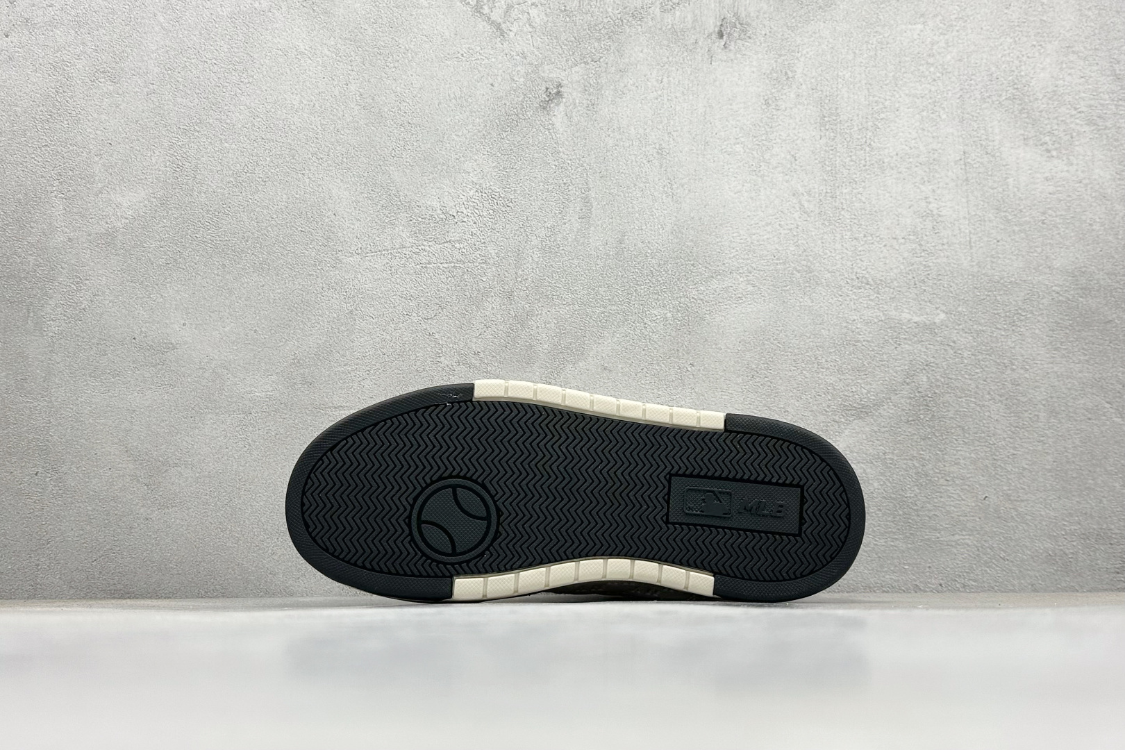 180 MLB Chunky Liner 学长鞋系列低帮老爹风轻量增高厚底百搭慢跑鞋