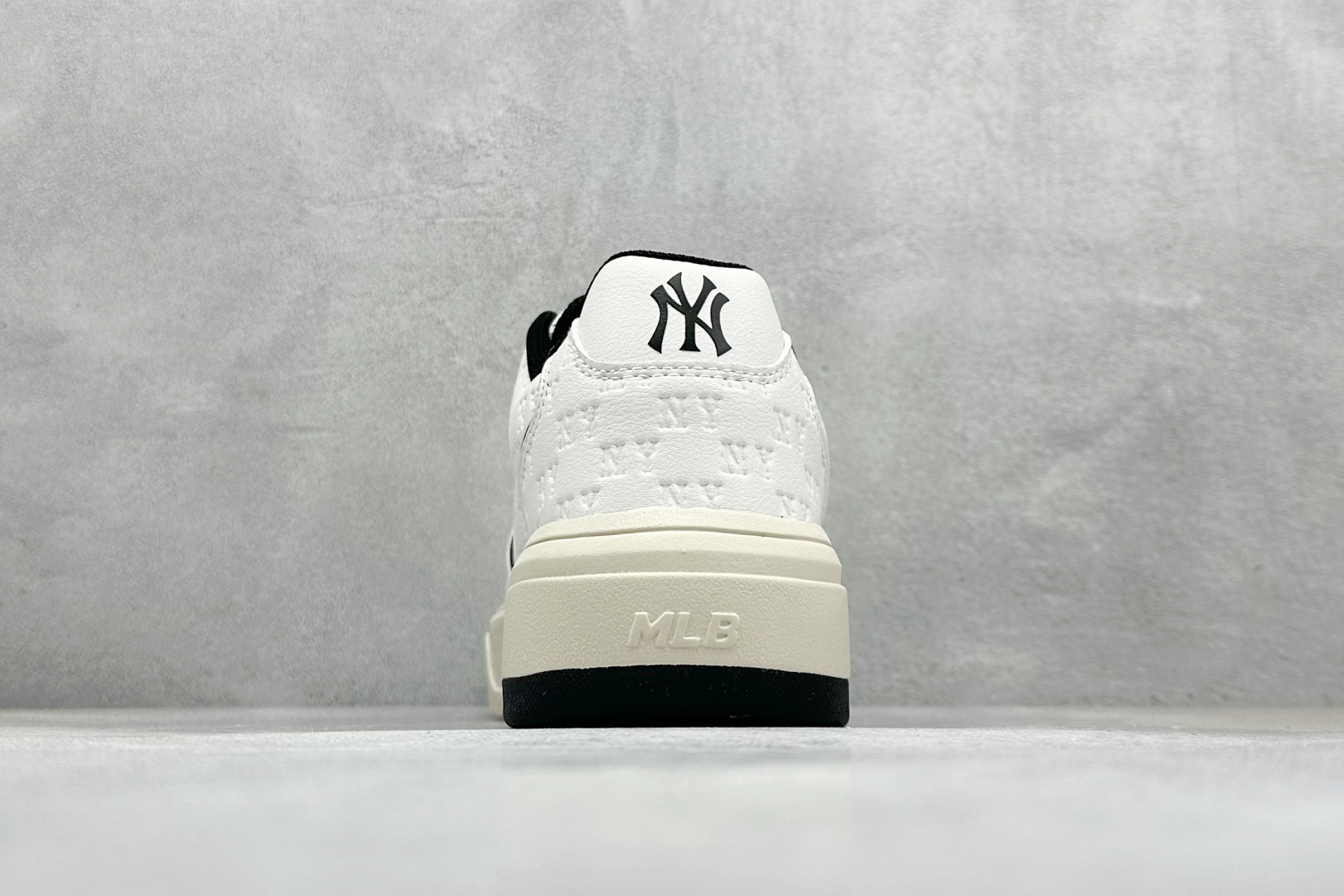 180 MLB Chunky Liner 学长鞋系列低帮老爹风轻量增高厚底百搭慢跑鞋