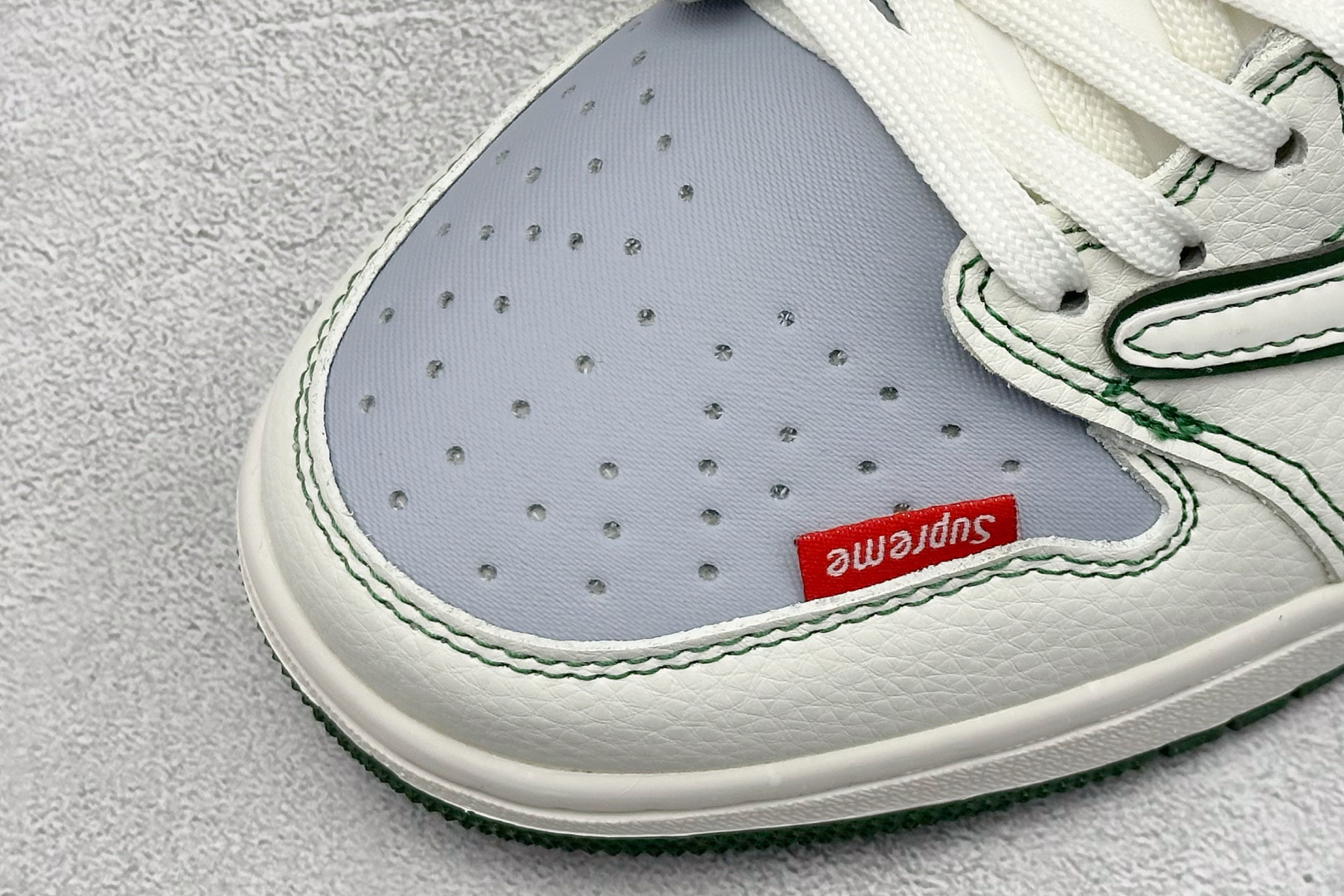 Travis Scott x Fragment Design x Air Jordan 1 Low SP AJ1 乔1 Supreme联名 米灰军绿 低帮文化休闲板鞋 JW1188-149