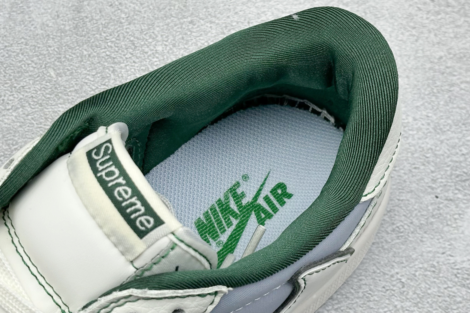 Travis Scott x Fragment Design x Air Jordan 1 Low SP AJ1 乔1 Supreme联名 米灰军绿 低帮文化休闲板鞋 JW1188-149