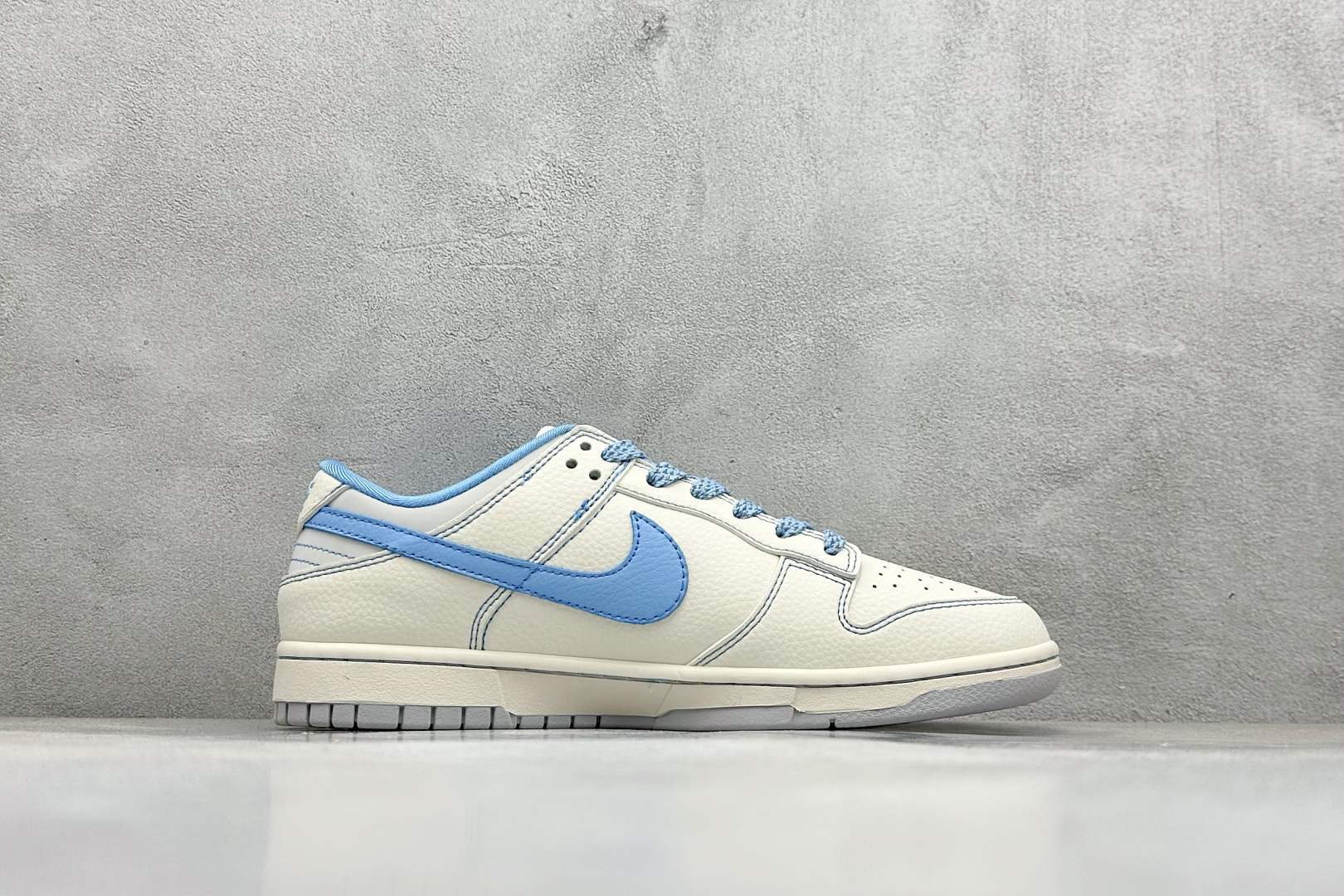 Nike SB Dunk Low x Stussy 白蓝小勾 XF8698-082