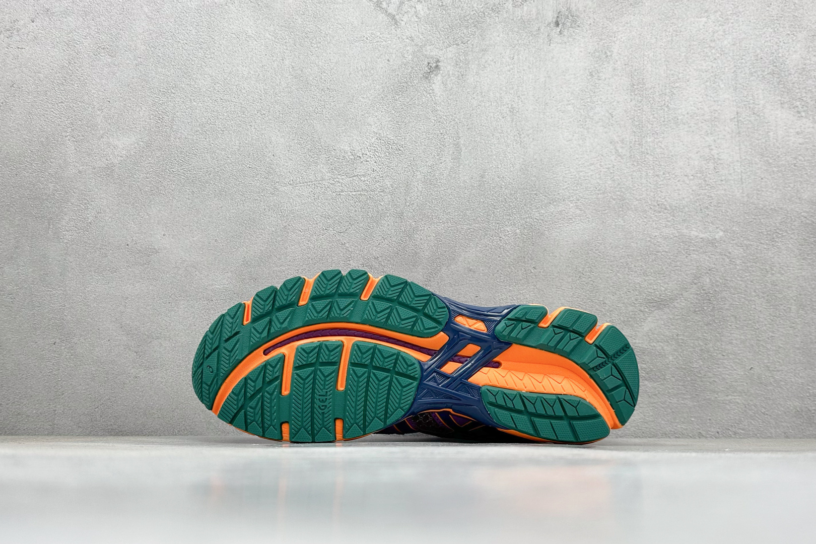 220 Asics GEL-KINETIC FLUENT 运动休闲透气专业跑鞋 1203A456-500