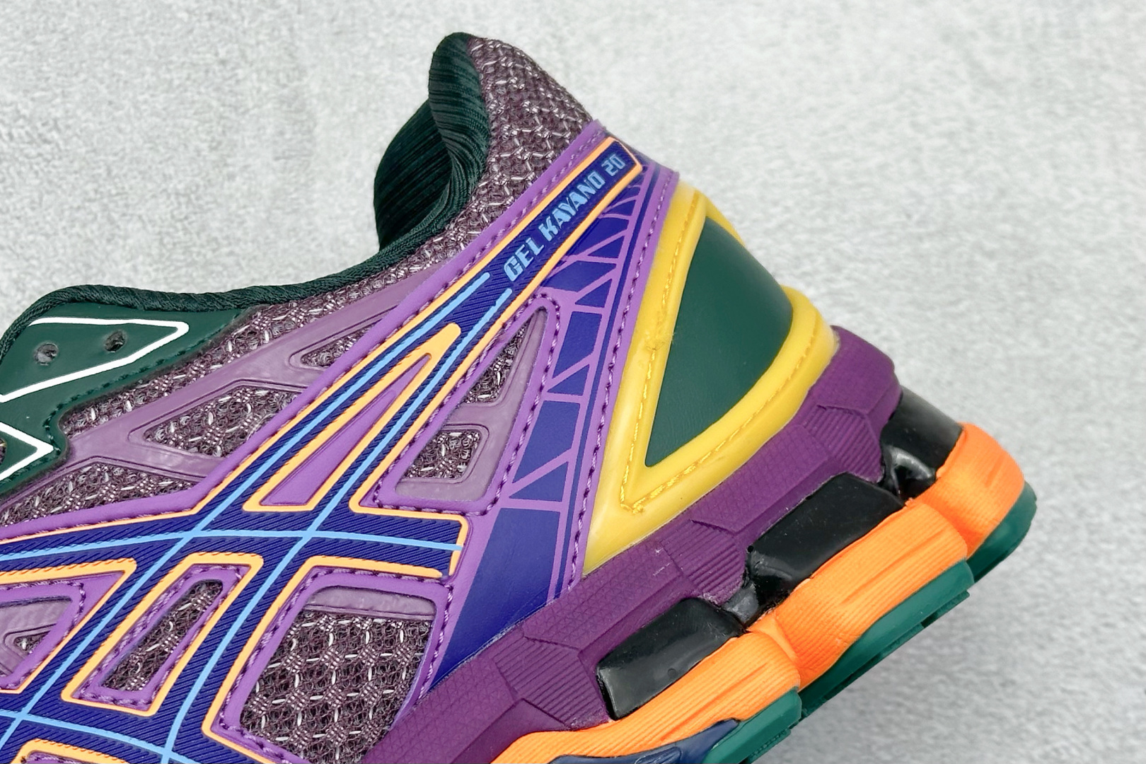 220 Asics GEL-KINETIC FLUENT 运动休闲透气专业跑鞋 1203A456-500