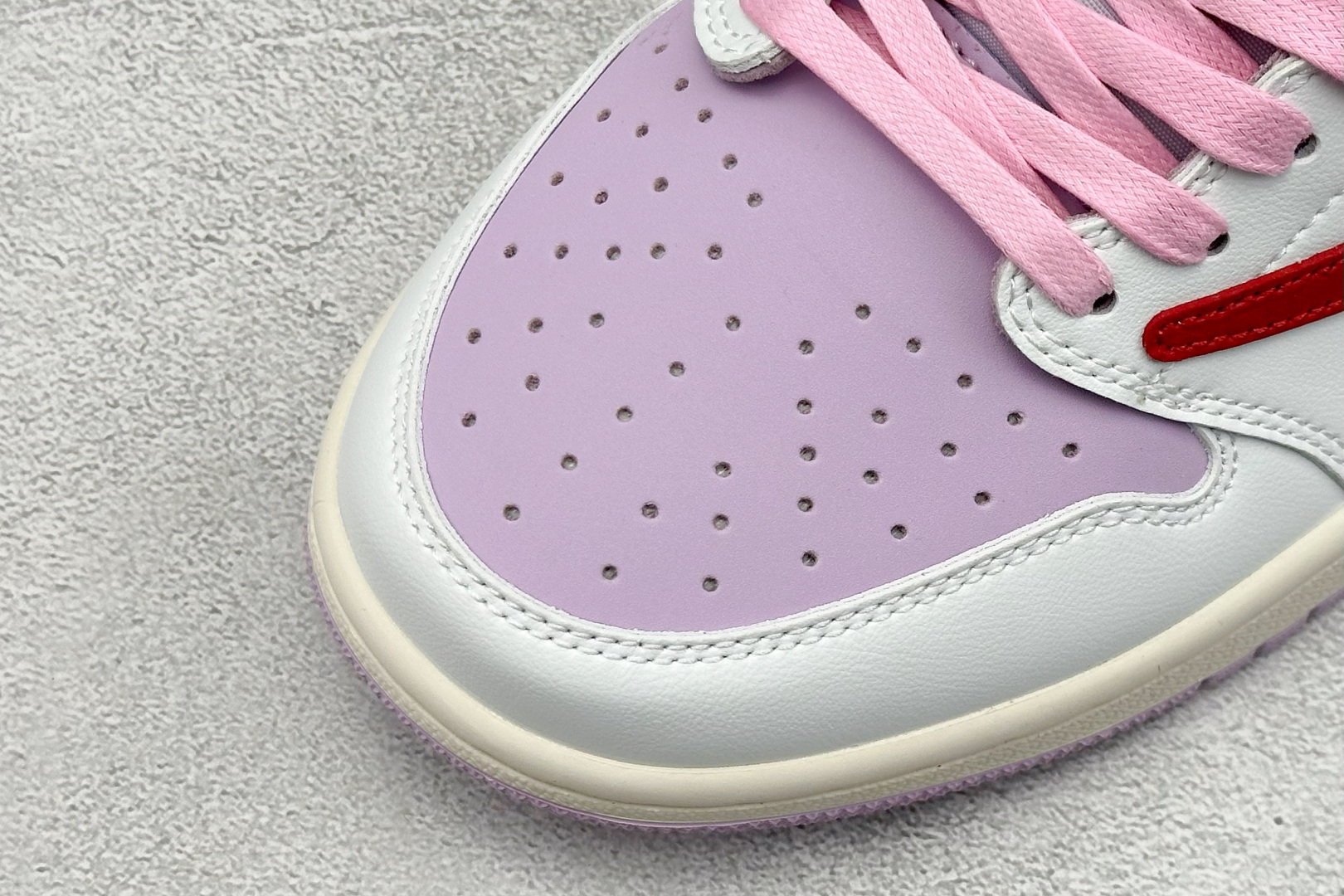 Travis Scott x Air Jordan 1 Low 低帮倒钩联名 DM7866-106