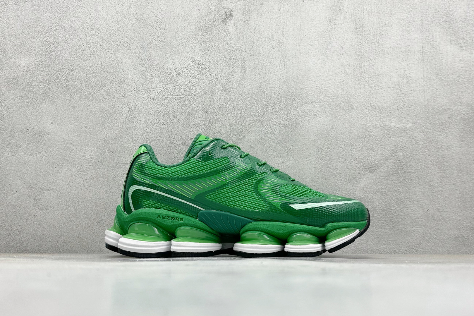 190 New Balance 2000系列复古老爹风休闲运动慢跑鞋 U2000WGJ