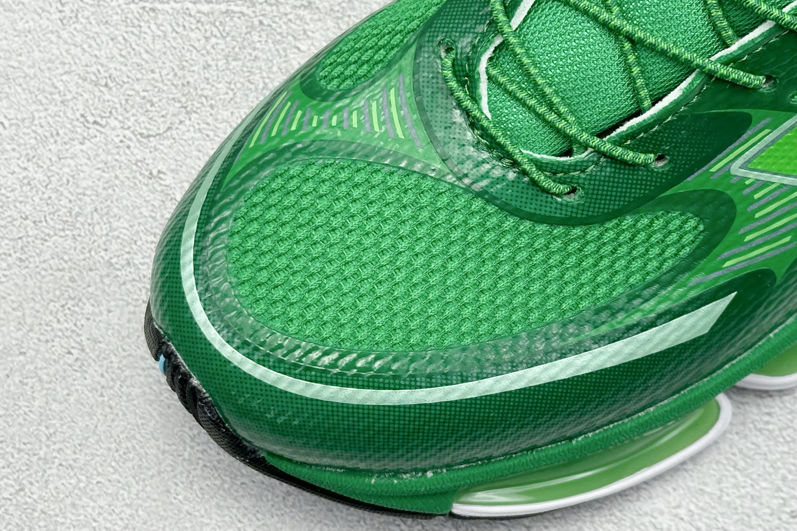 190 New Balance 2000系列复古老爹风休闲运动慢跑鞋 U2000WGJ