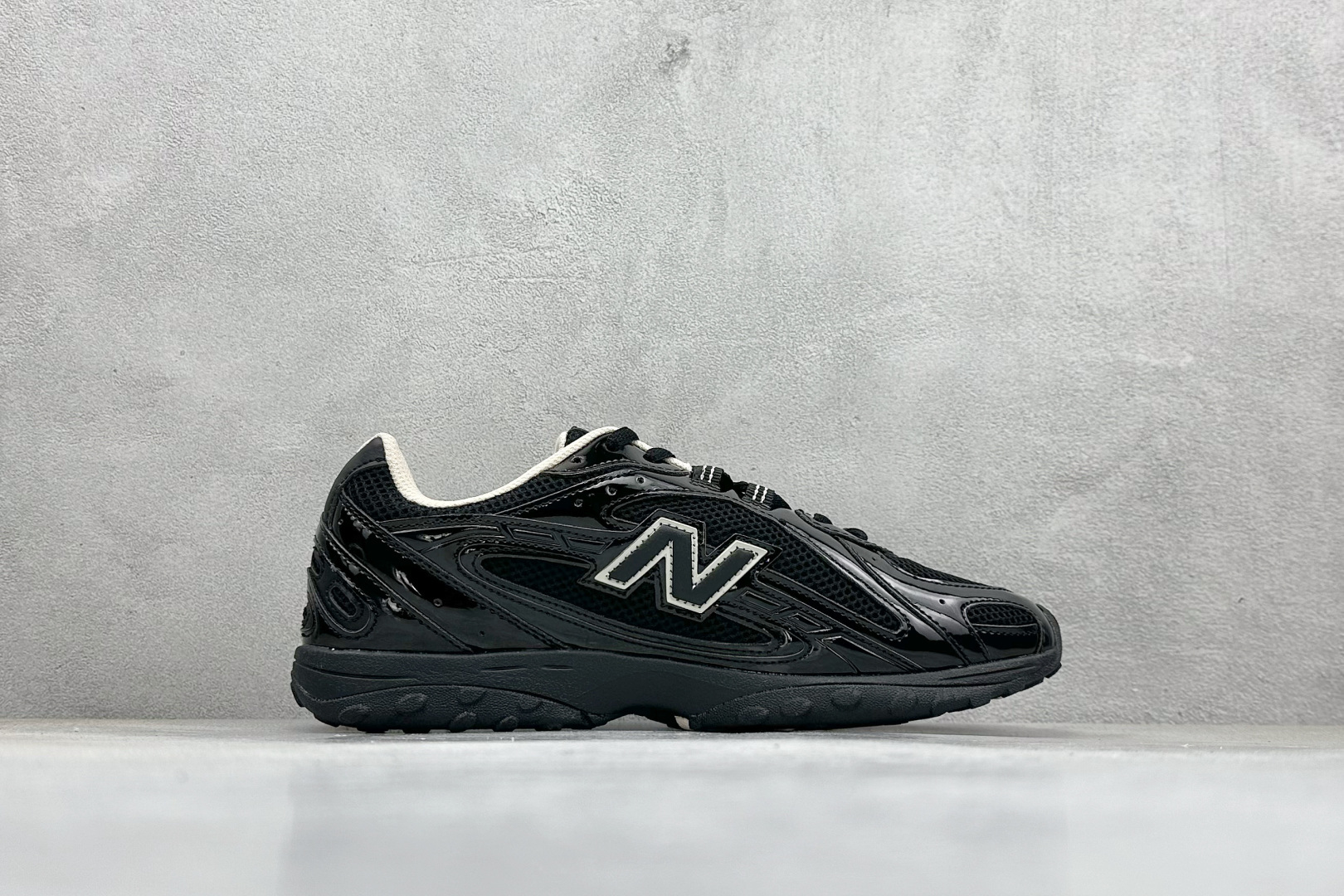 190 New Balance 204L系列 新百伦 薄底鞋 薄底皮质鞋带德训系 减震耐磨包裹性支撑轻便 低帮 生活休闲鞋 U204LMRA