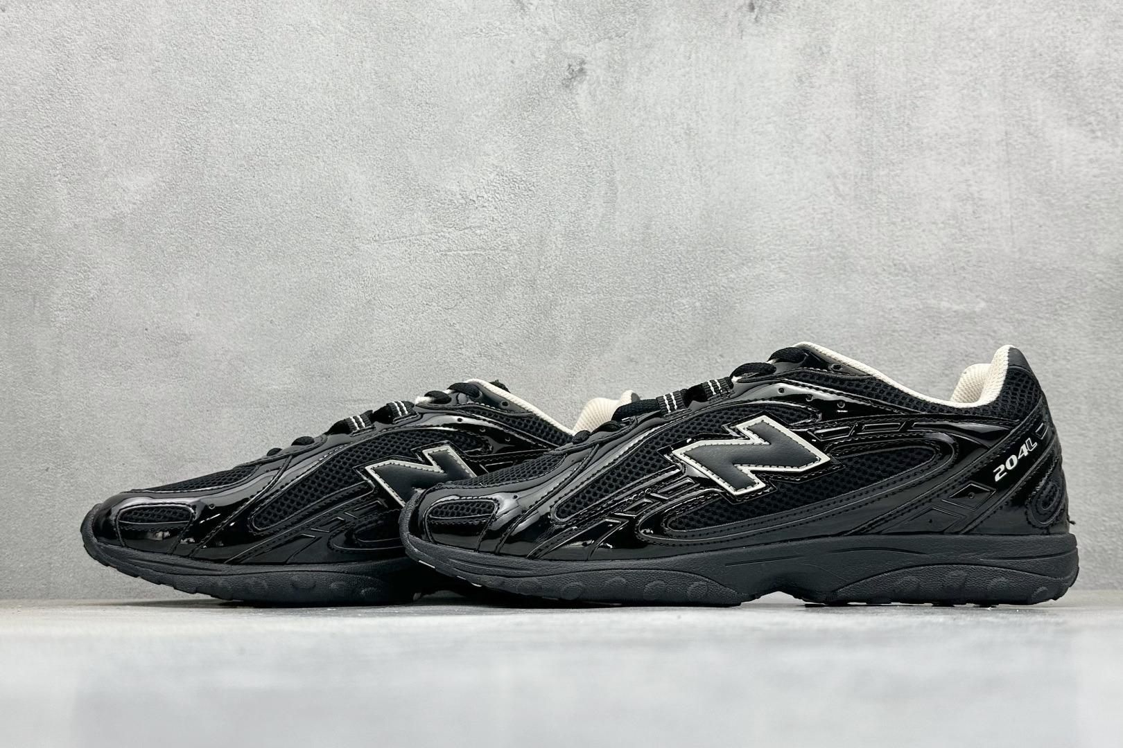 190 New Balance 204L系列 新百伦 薄底鞋 薄底皮质鞋带德训系 减震耐磨包裹性支撑轻便 低帮 生活休闲鞋 U204LMRA