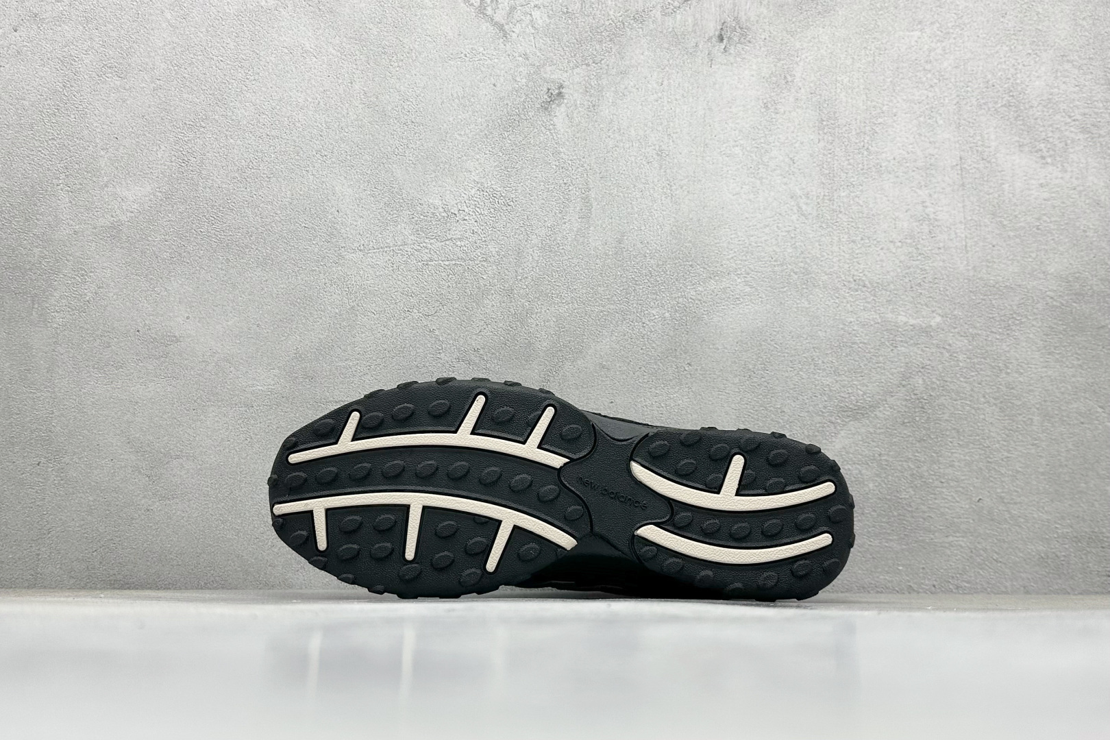 190 New Balance 204L系列 新百伦 薄底鞋 薄底皮质鞋带德训系 减震耐磨包裹性支撑轻便 低帮 生活休闲鞋 U204LMRA