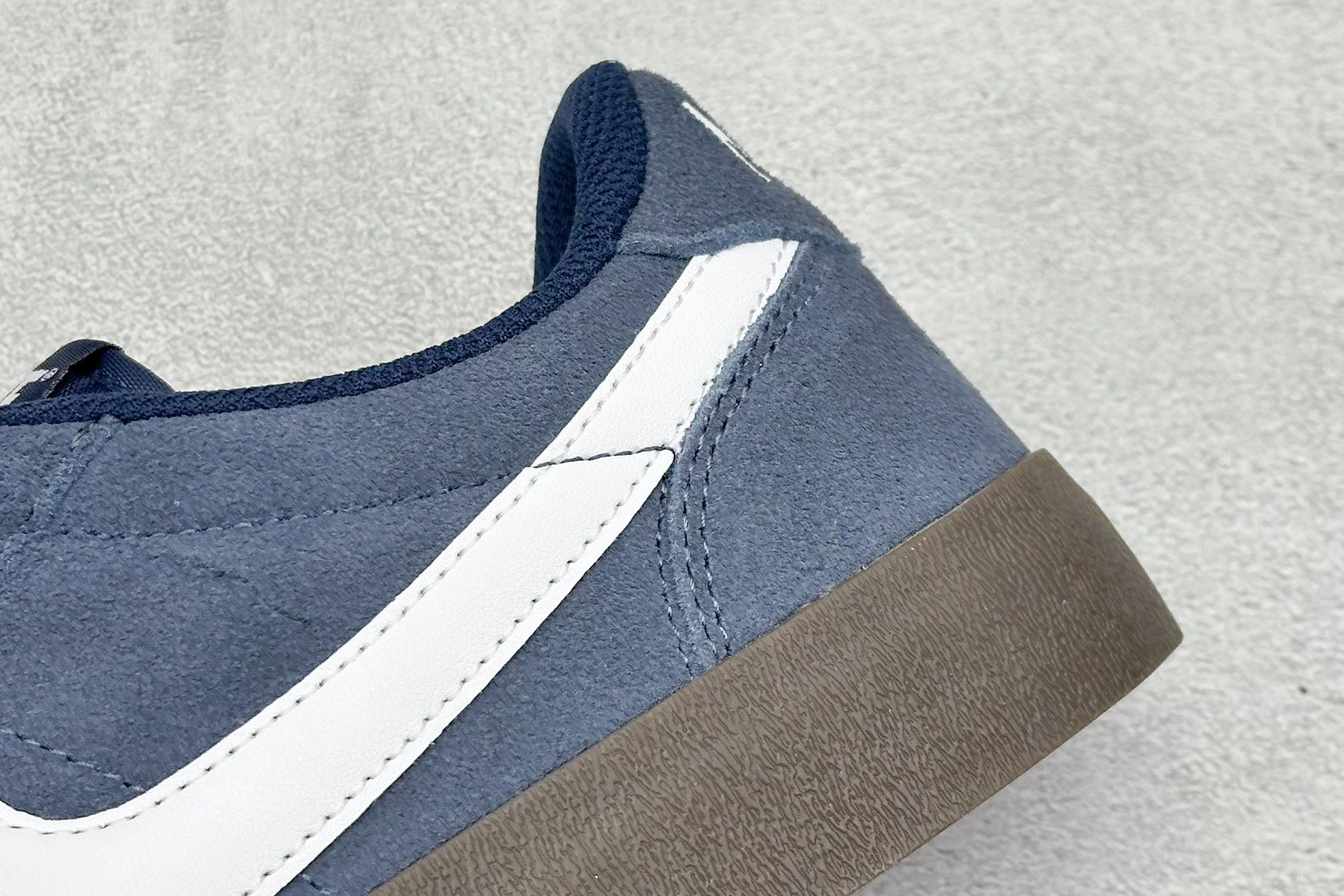 FS版 Nk Killsh II Leather 低帮休闲板鞋 FQ8903-400