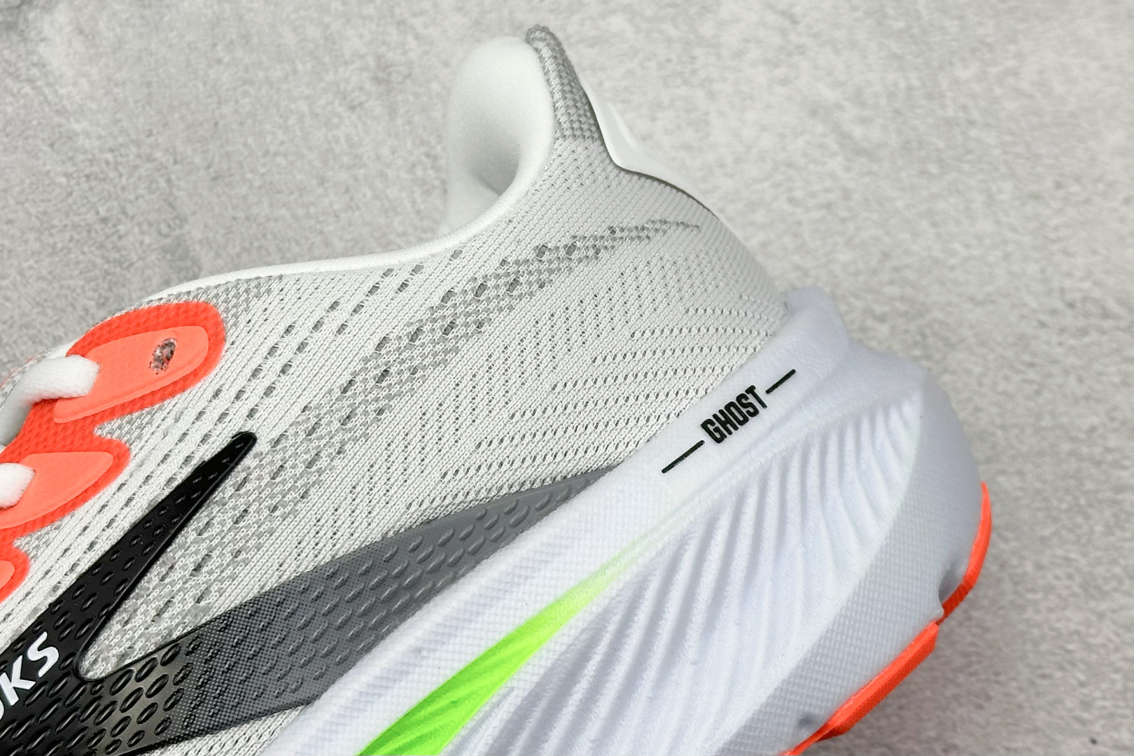 180 CK版Brooks布鲁克斯 Gho 17 网面时尚 网布耐磨透气低帮休闲跑步鞋 110442 1D 112