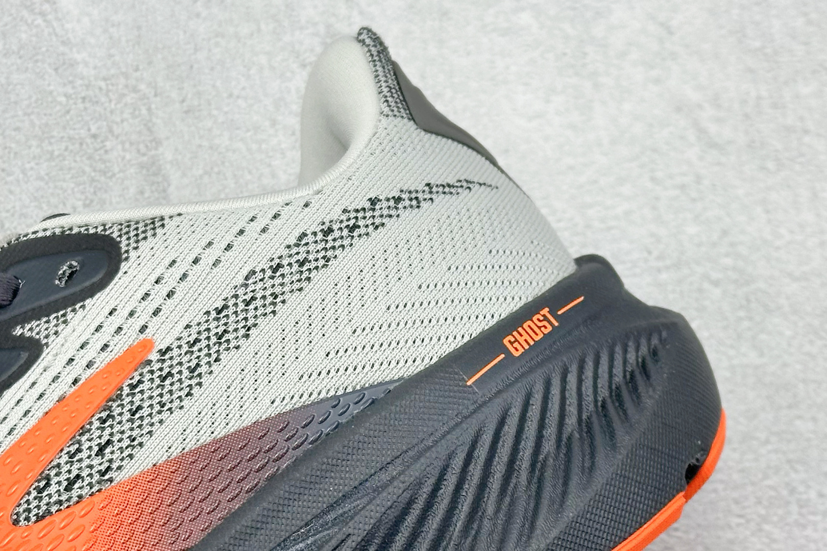 180 CK版Brooks布鲁克斯 Gho 17 网面时尚 网布耐磨透气低帮休闲跑步鞋 110442 1D 048