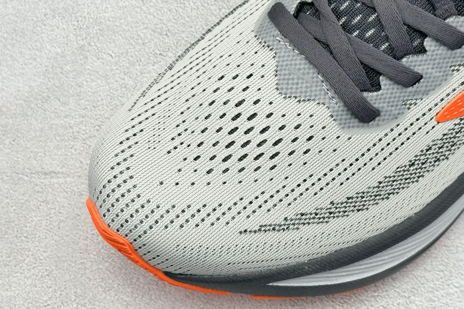 180 CK版Brooks布鲁克斯 Gho 17 网面时尚 网布耐磨透气低帮休闲跑步鞋 110442 1D 048