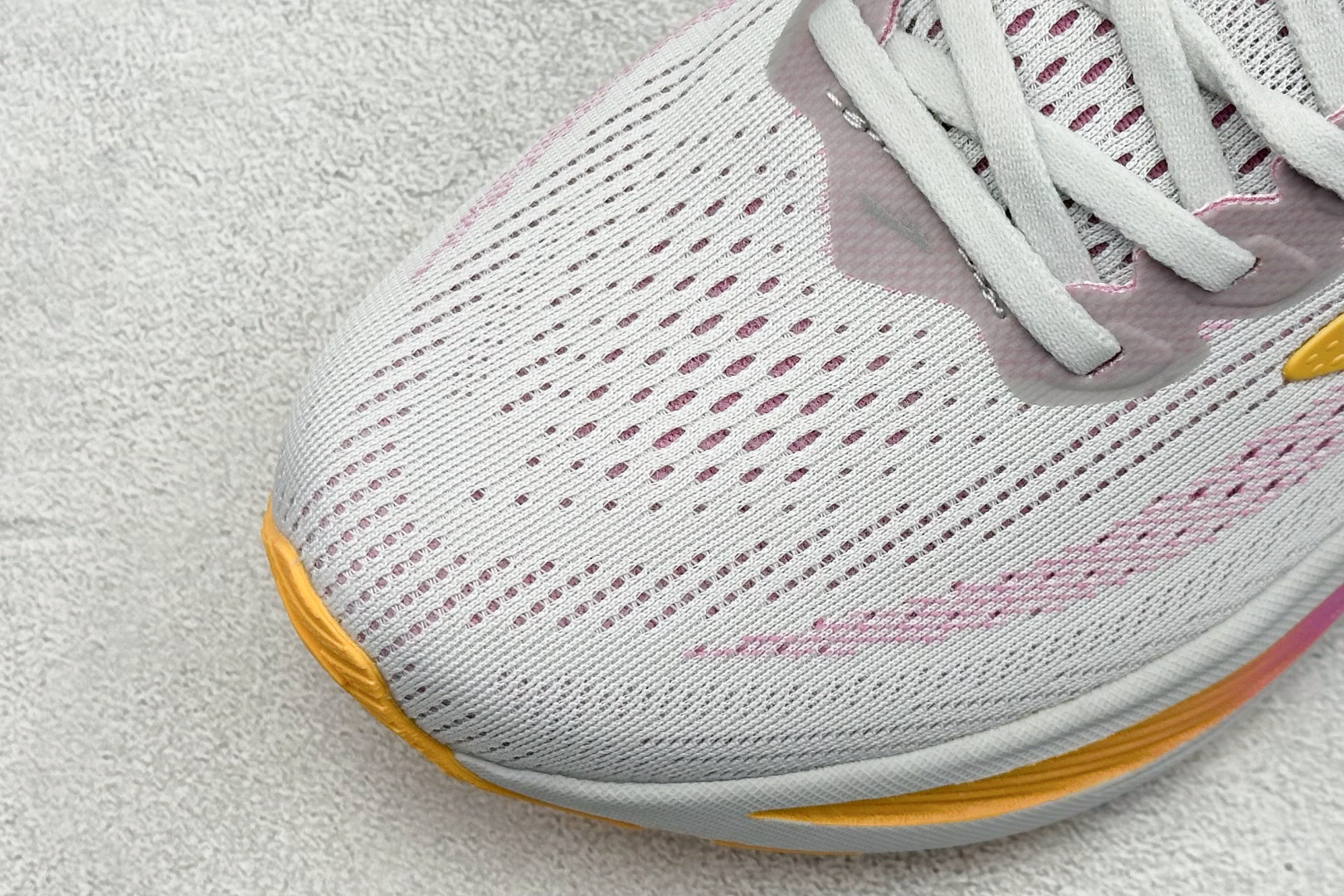 180 CK版Brooks布鲁克斯 Gho 17 网面时尚 网布耐磨透气低帮休闲跑步鞋 120431 1D 070