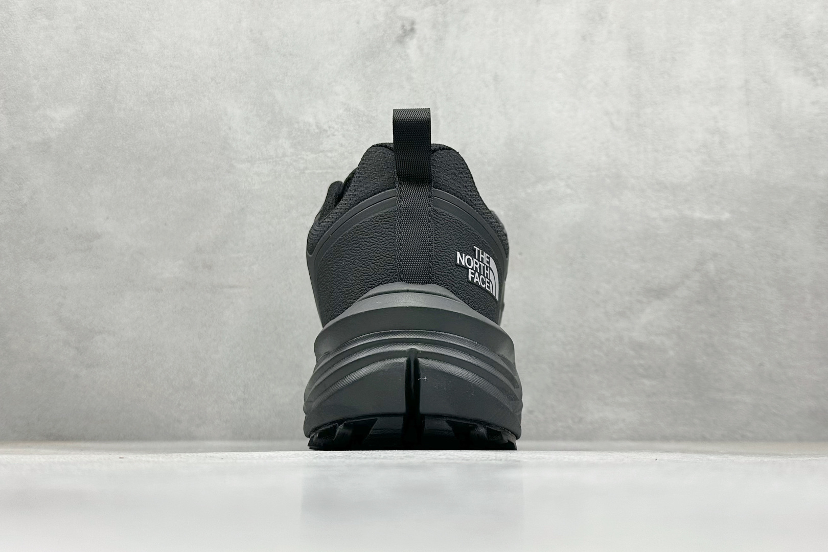 240 The North Face 北面 乐斯菲斯 户外运动登山越野徒步休闲鞋-Chinese UA Cheap High Quatity Brand Clothes Bags handbags Sneakers wholesale wholesaler seller from China Factory suppliers Fashion Clothing Shoes best Quality Beautiful Price 240 The North Face 北面 乐斯菲斯 户外运动登山越野徒步休闲鞋