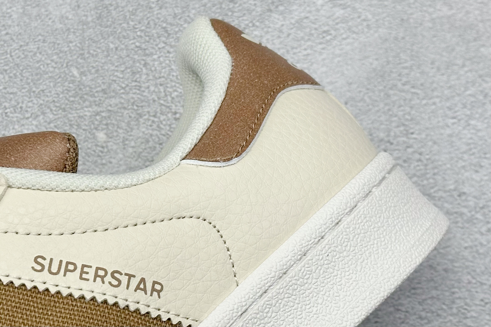 140 Adidas Originals Superstar II 贝壳头 JR6988