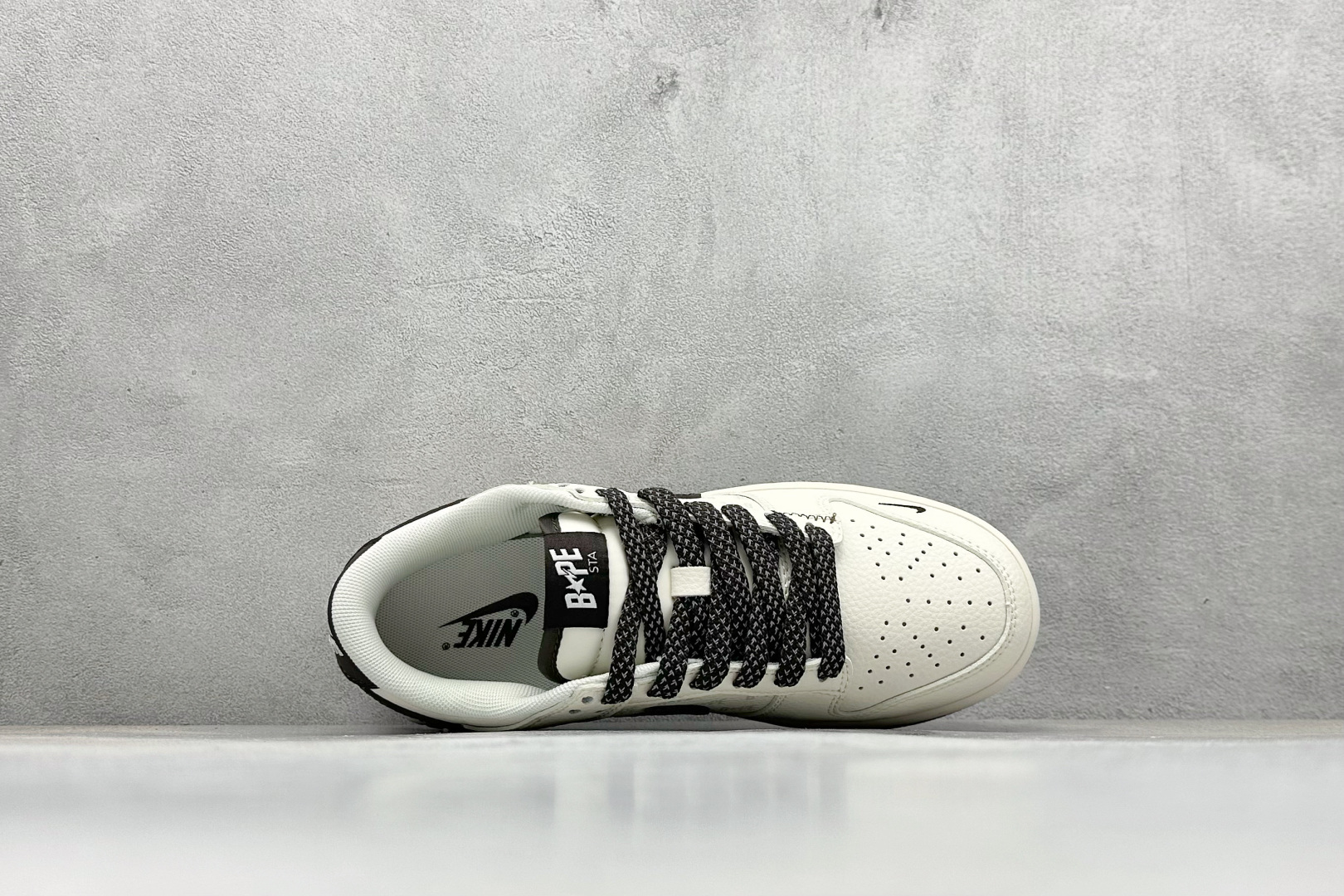 Nike SB Dunk Low Bape联名 鳞纹米棕勾 高端定制 低帮休闲板鞋 QW5836-016