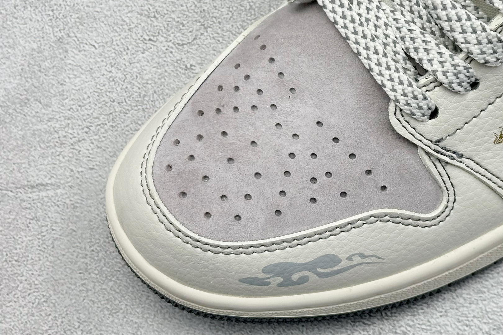 福利特价 
Air Jordan 1 Low AJ1 乔1黑神话悟空 高端定制 低帮复古篮球鞋
#定制