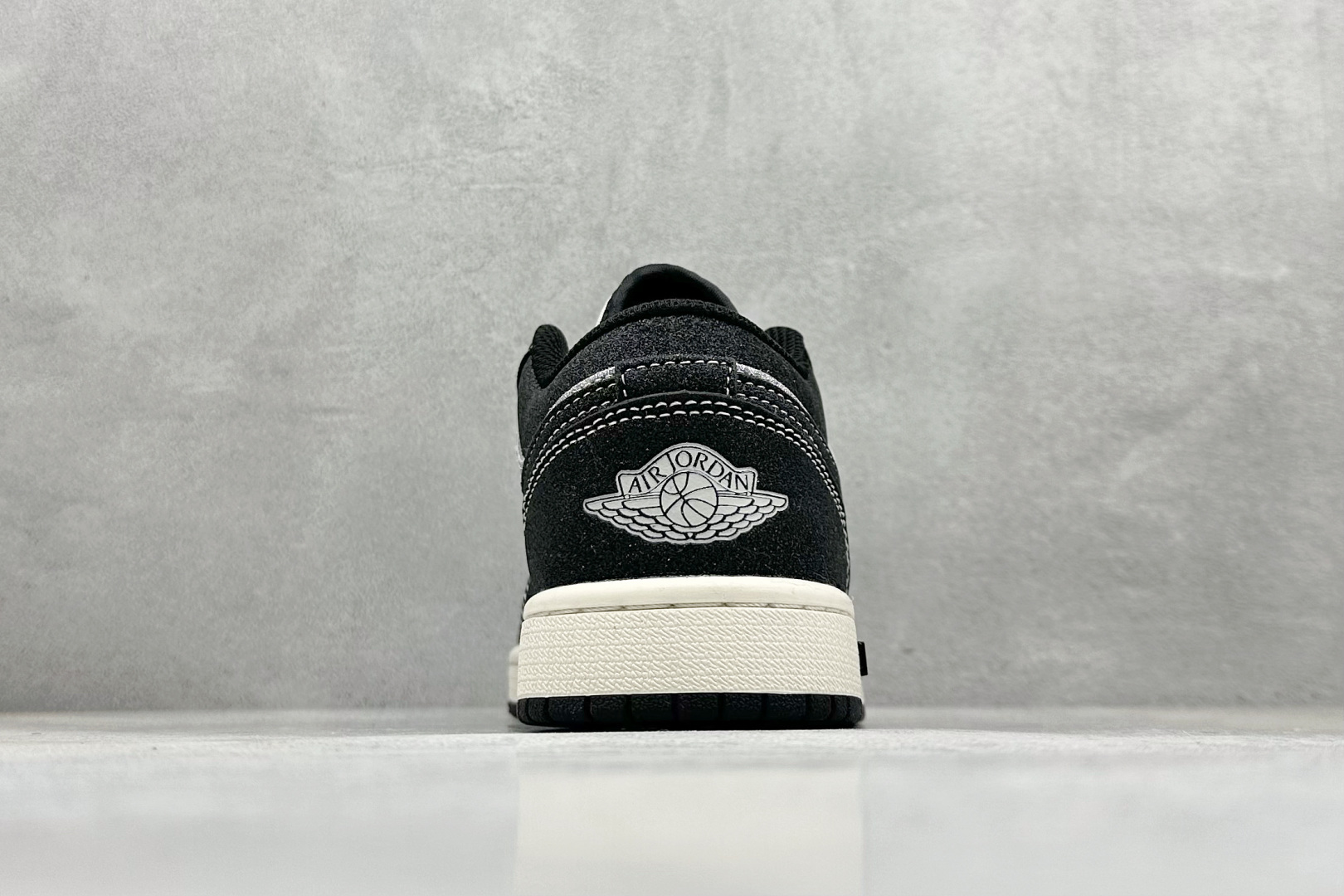 福利特价 
Air Jordan 1 Low AJ1 乔1满天星辰 高端定制 低帮复古篮球鞋
#定制鞋