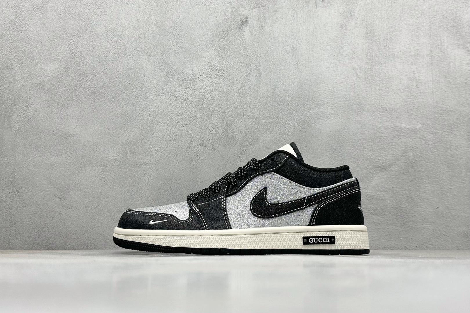 福利特价 
Air Jordan 1 Low AJ1 乔1满天星辰 高端定制 低帮复古篮球鞋
#定制鞋