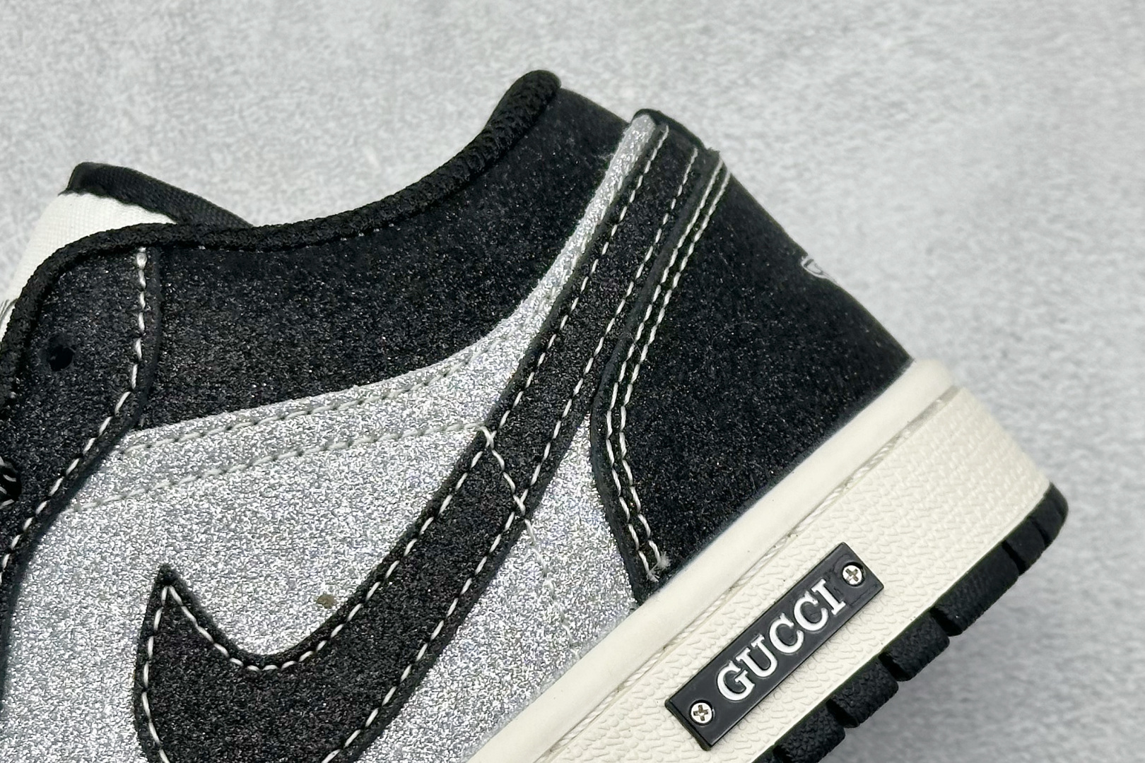福利特价 
Air Jordan 1 Low AJ1 乔1满天星辰 高端定制 低帮复古篮球鞋
#定制鞋