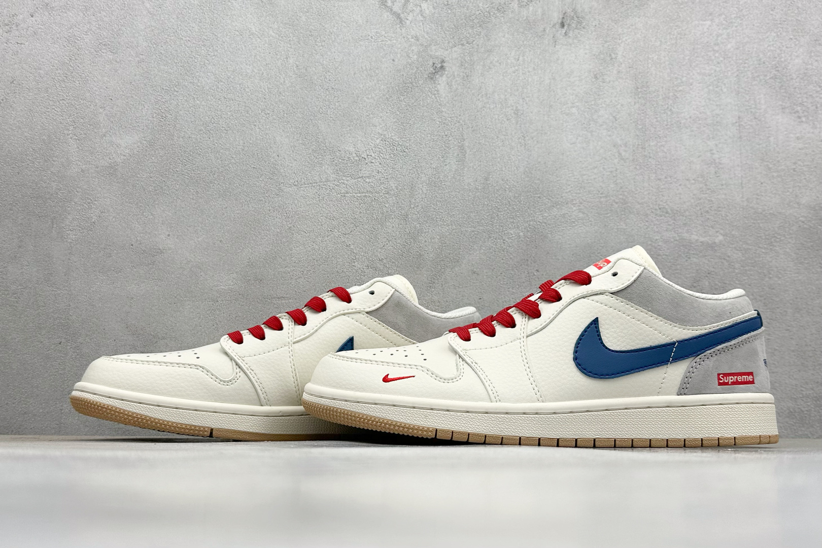 福利特价 
Air Jordan 1 Low AJ1 乔1 Supreme联名-米蓝生胶 高端定制 低帮