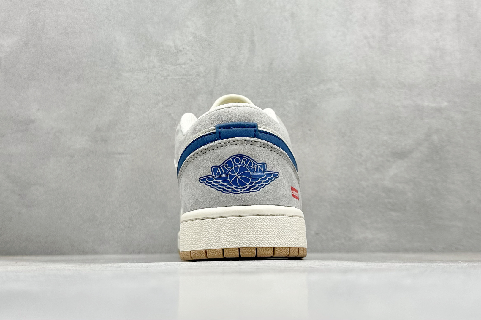 福利特价 
Air Jordan 1 Low AJ1 乔1 Supreme联名-米蓝生胶 高端定制 低帮