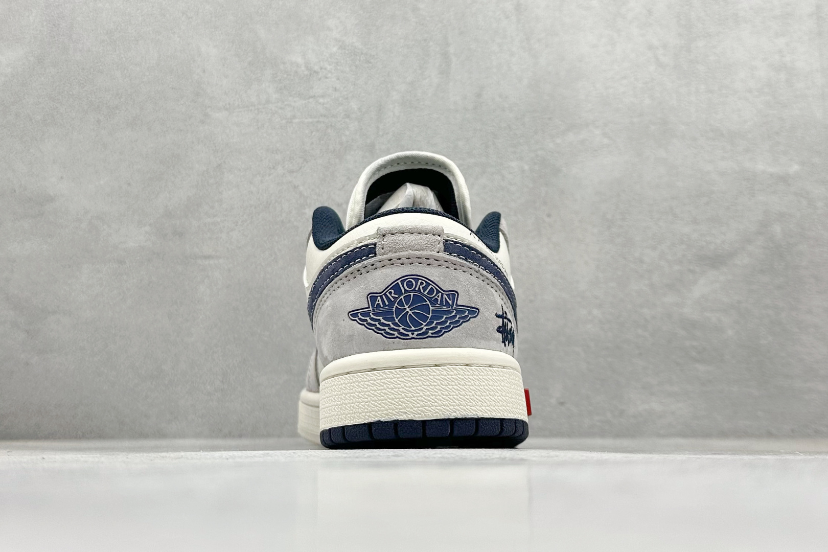 福利特价 
Air Jordan 1 Low AJ1 乔1 斯图西联名 高端定制 低帮复古篮球鞋
#定