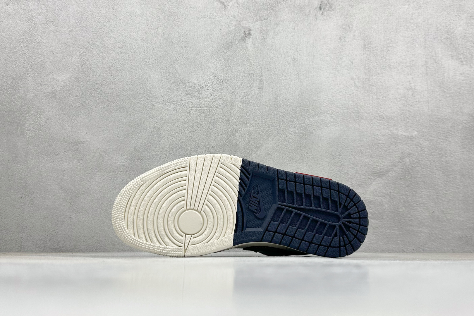 福利特价 
Air Jordan 1 Low AJ1 乔1 斯图西联名 高端定制 低帮复古篮球鞋
#定