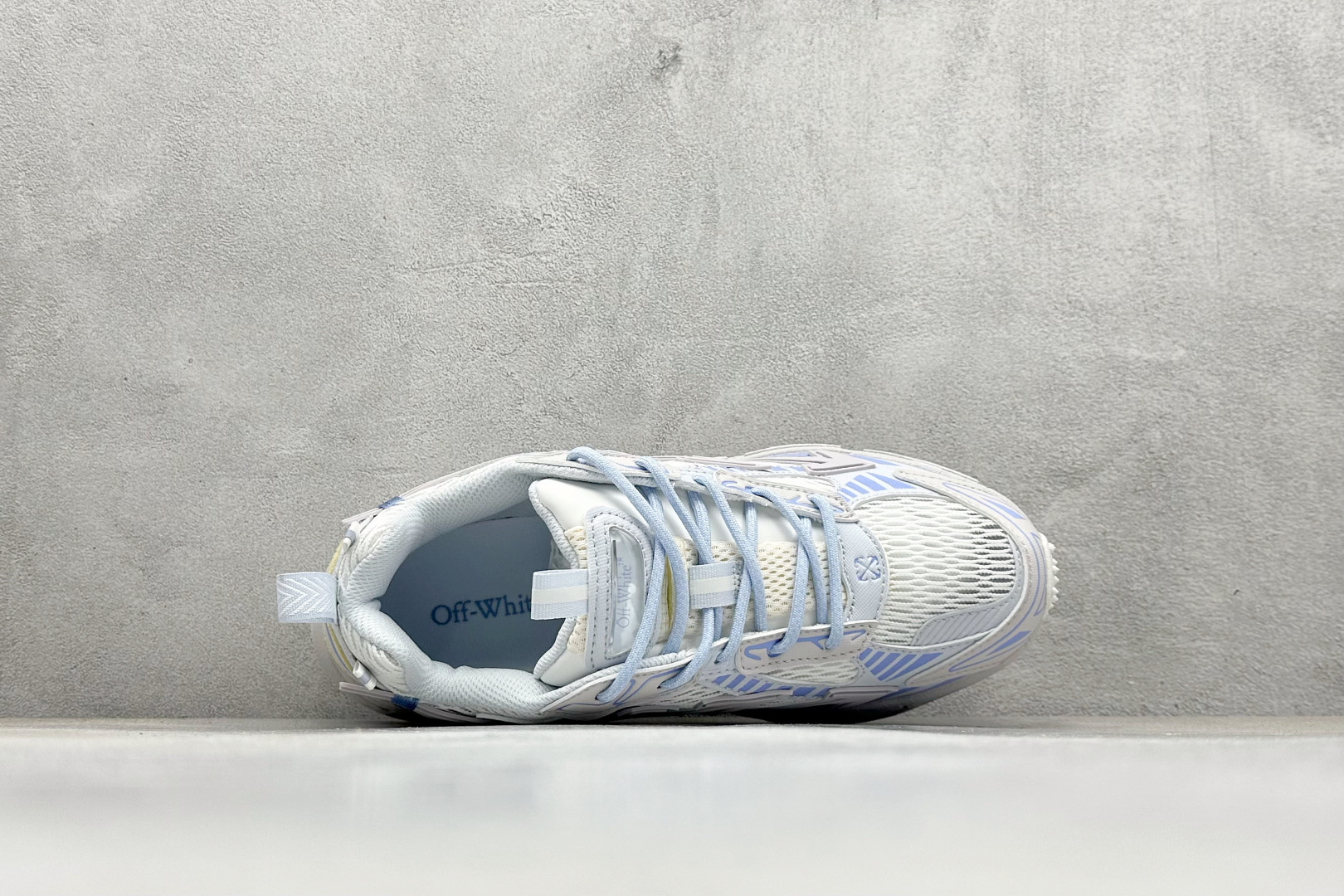 380 S版 2024年OW最新款跑鞋