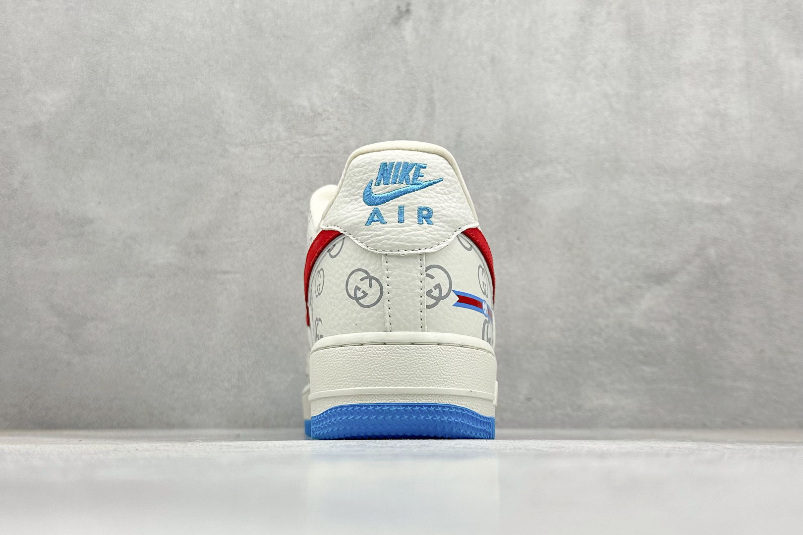 SC版Nike Air Force 1'07 Low 古驰联名 白红蓝 空军一号低帮休闲板鞋 SC0601-572