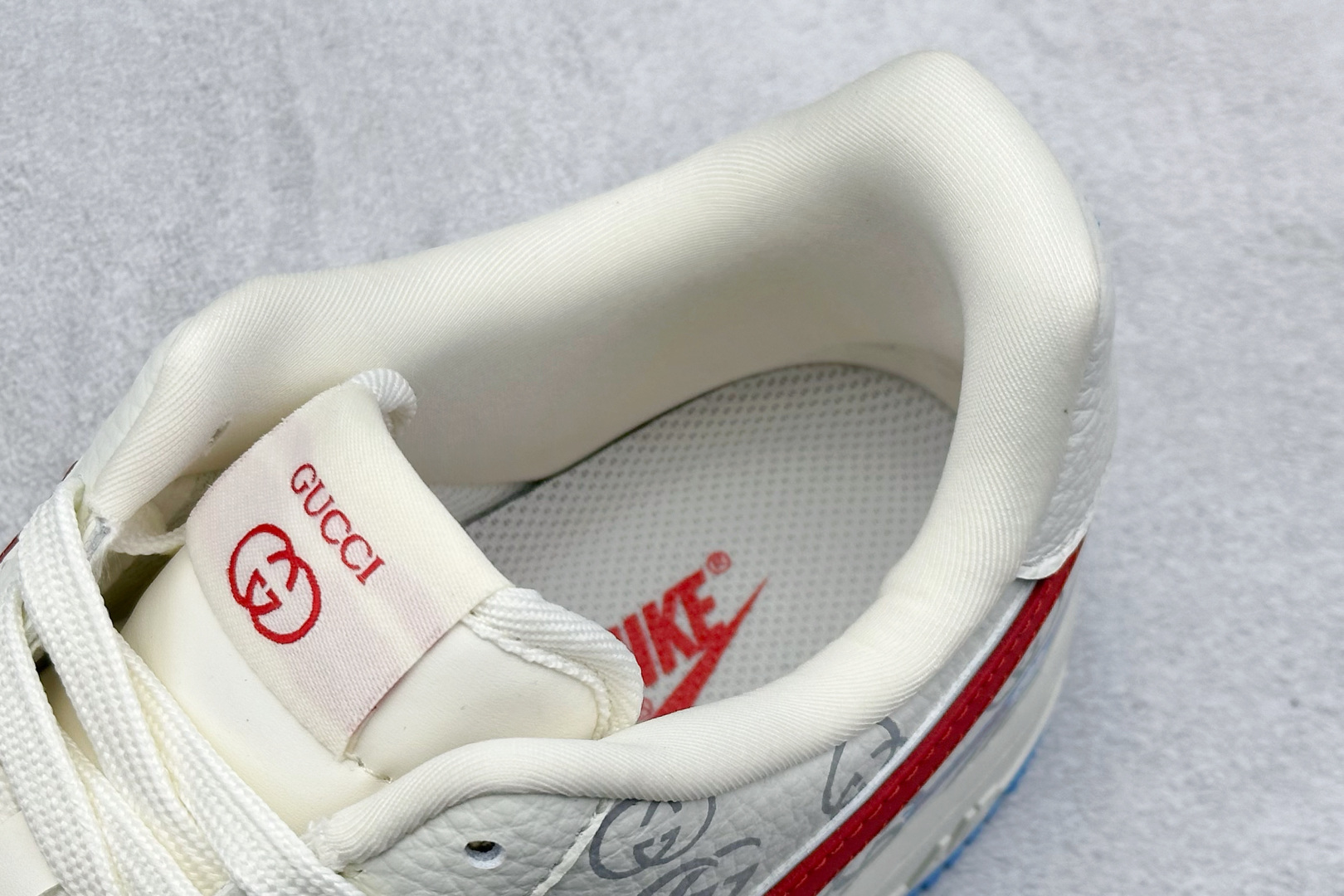 SC版Nike Air Force 1'07 Low 古驰联名 白红蓝 空军一号低帮休闲板鞋 SC0601-572