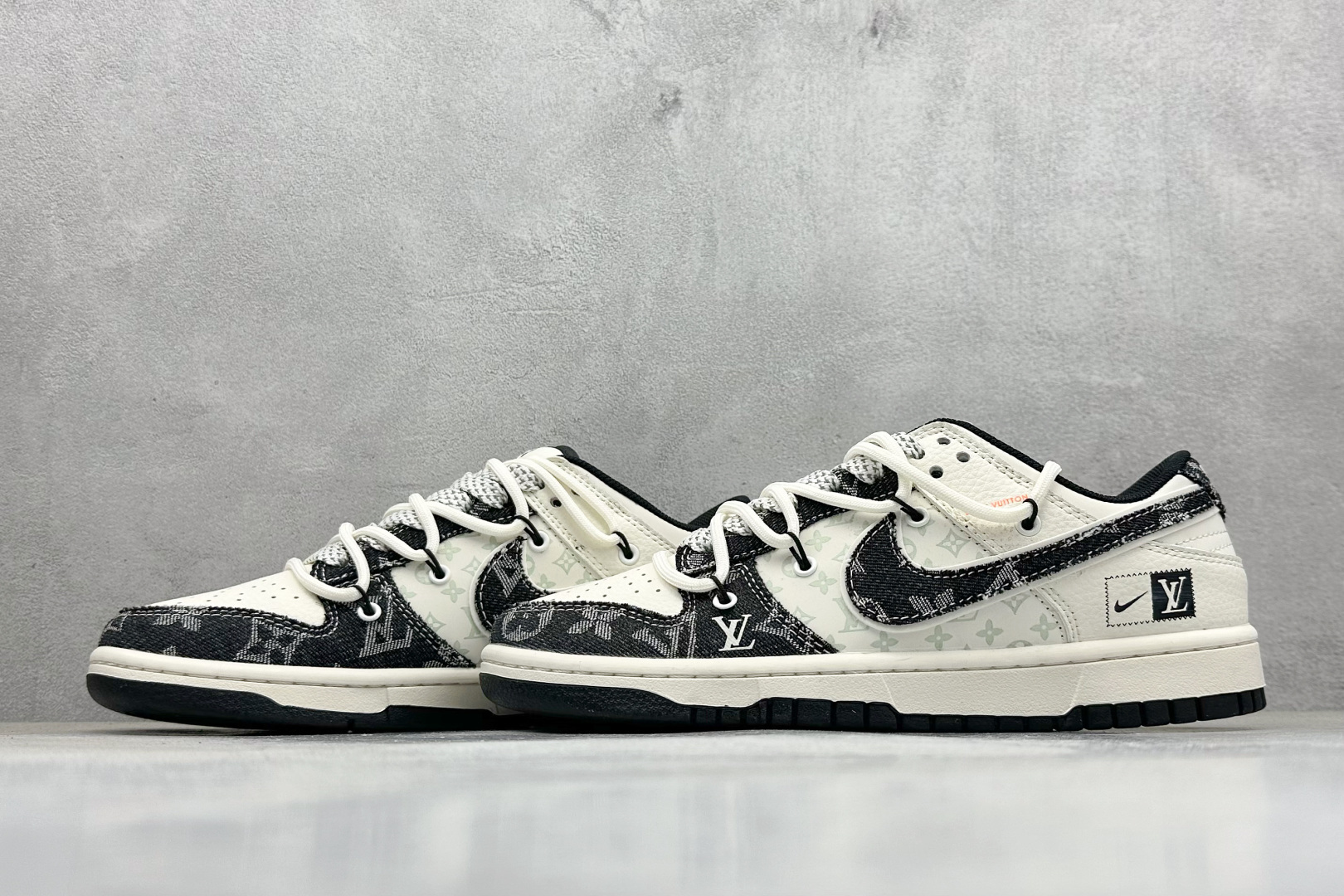 XC版Nike SB Dunk Low LV联名 黑花抽绳 周年高端定制 低帮休闲板鞋 YX5066-385