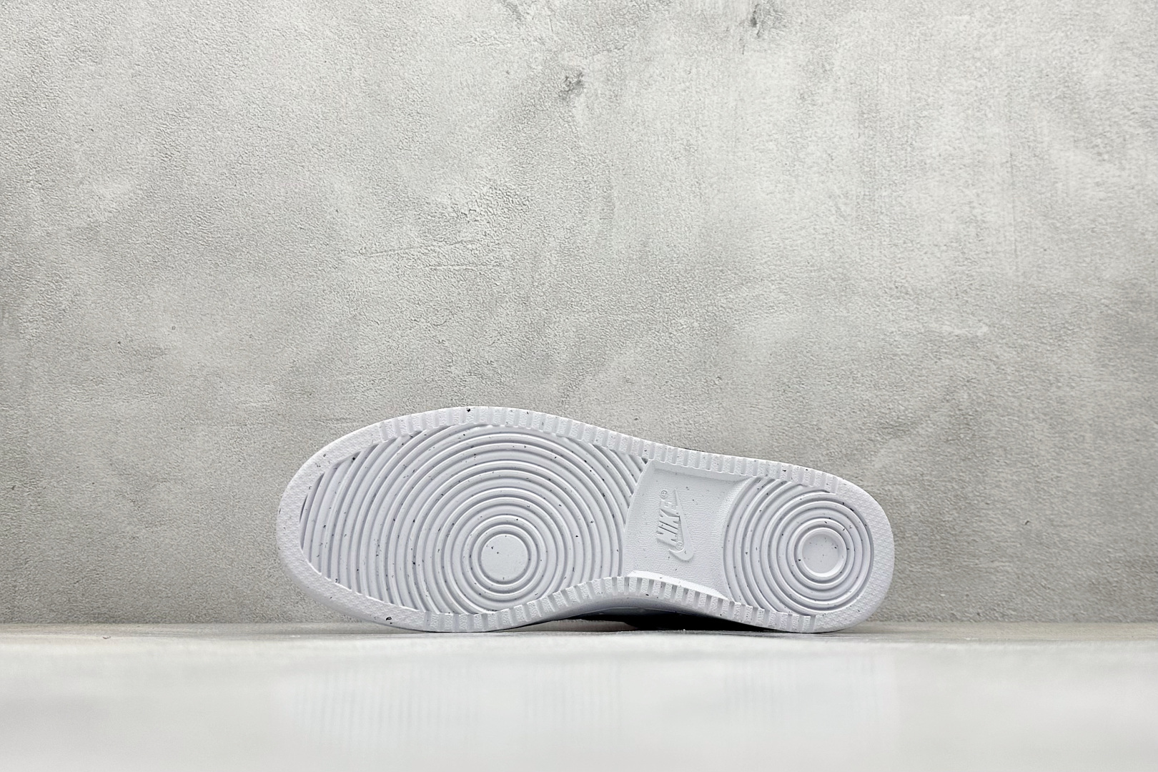 Nike Court Vision Low 定制涂鸦绑带 校园风低帮复古篮球板鞋 DH3158-101