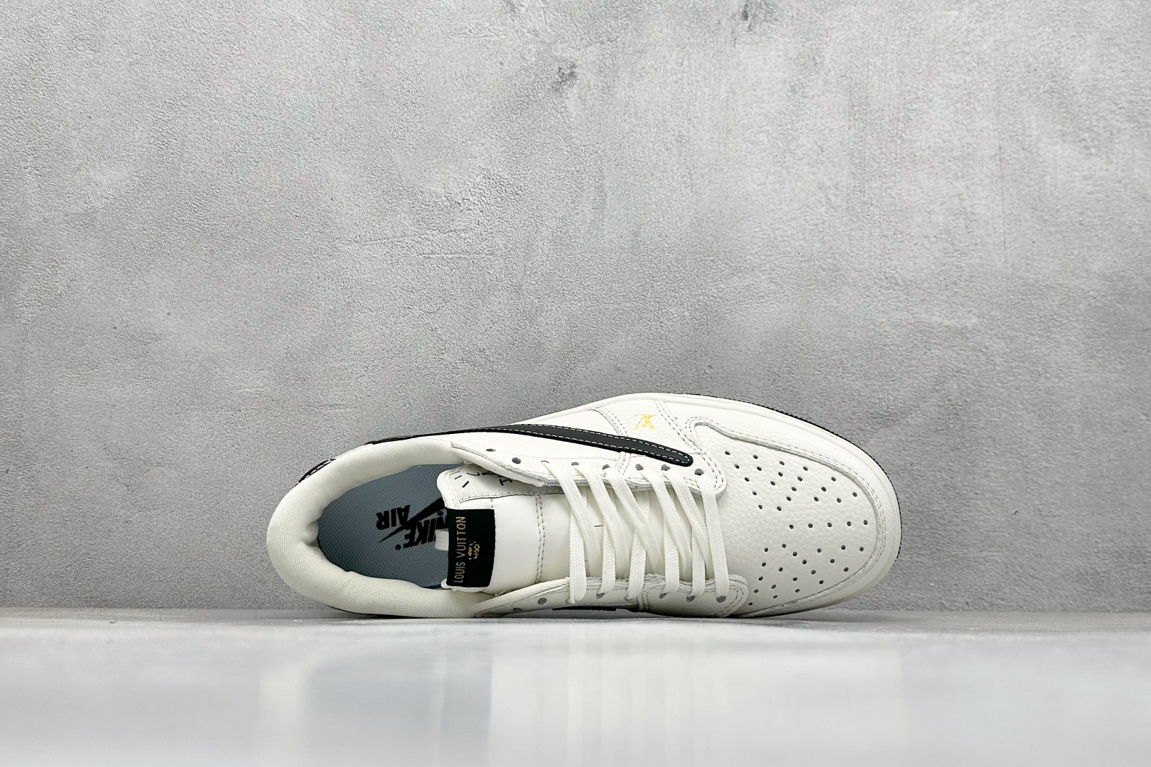 Travis Scott x Fragment Design x Air Jordan 1 Low SP AJ1 乔1 LV联名 米黑金标 低帮文化休闲板鞋 JW1188-144
